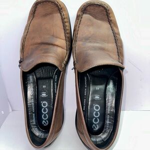 EUC ECCO Men's‎ Leather Loafer - EU 44 with Extra Width